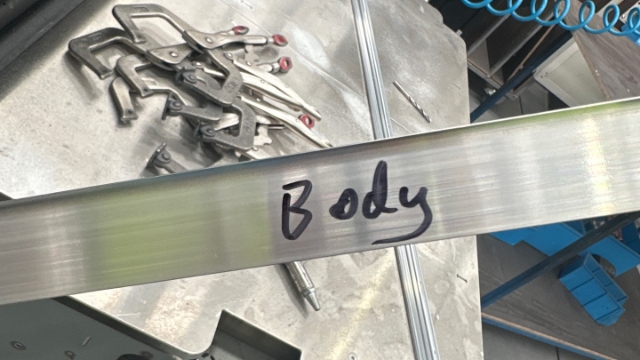 <p>Grab the hinge that is labeled body</p>