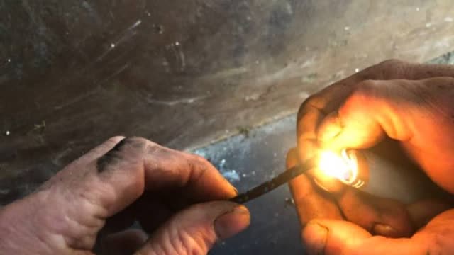 <p>Burn the ends of the pre cut new cord ( it’s a good idea to keep a stock of pre cut cords ).</p>